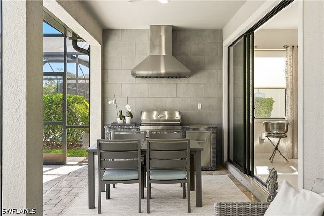 9445 Purple Martin CT, Naples, FL 34120