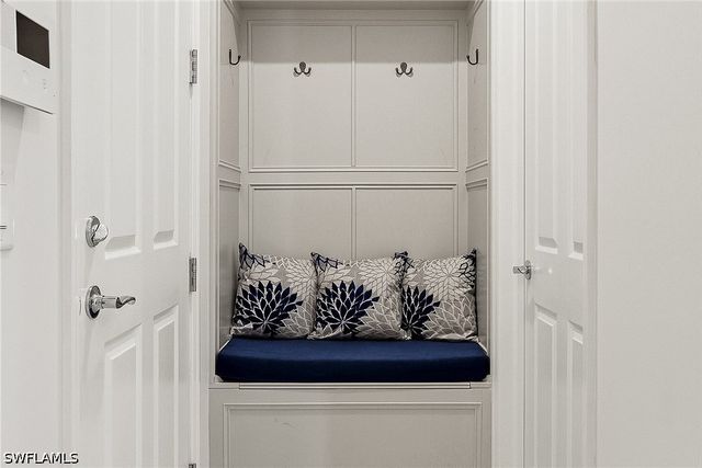 9445 Purple Martin CT, Naples, FL 34120