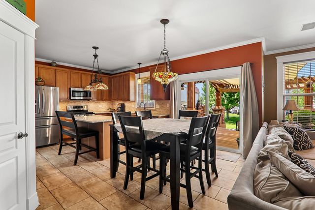 15033 W Ashton Lane, Lockport, IL 60441