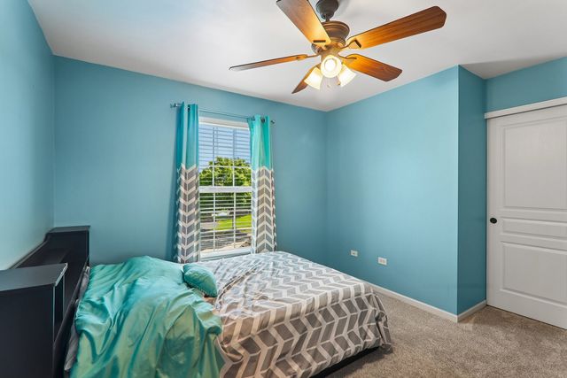 15033 W Ashton Lane, Lockport, IL 60441