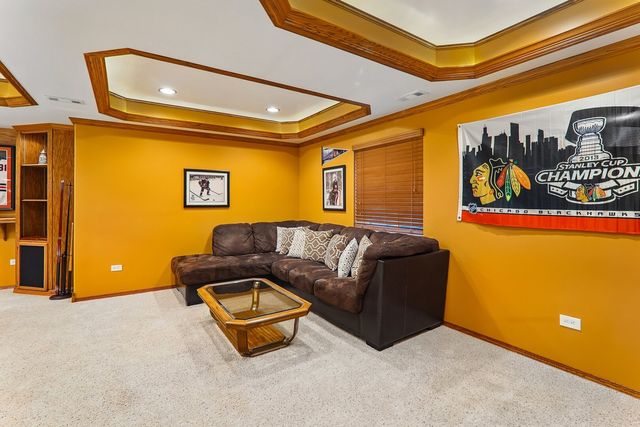 15033 W Ashton Lane, Lockport, IL 60441