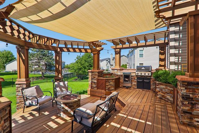 15033 W Ashton Lane, Lockport, IL 60441