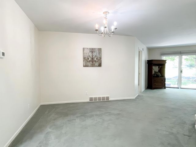 3 Slatestone Drive, Saginaw Twp, MI 48603