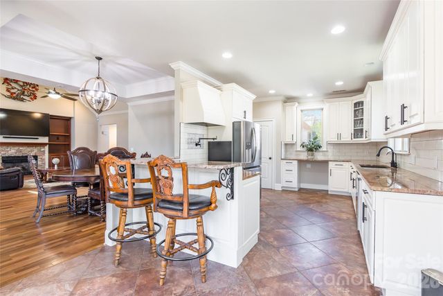 2360 Smith Harbour Drive, Denver, NC 28037