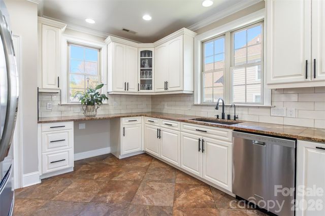 2360 Smith Harbour Drive, Denver, NC 28037