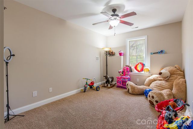 2360 Smith Harbour Drive, Denver, NC 28037