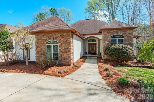 2360 Smith Harbour Drive, Denver, NC 28037