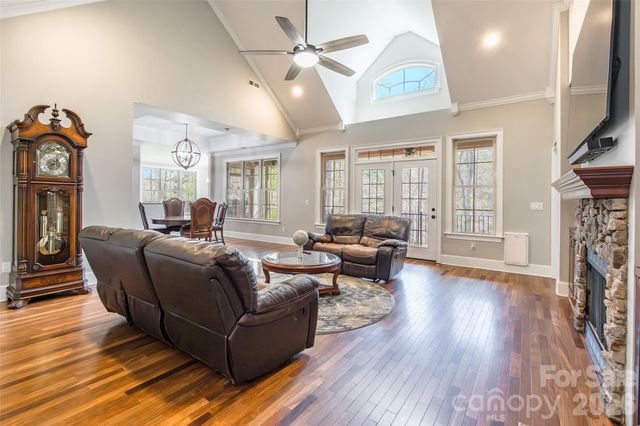 2360 Smith Harbour Drive, Denver, NC 28037