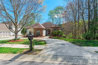 2360 Smith Harbour Drive, Denver, NC 28037
