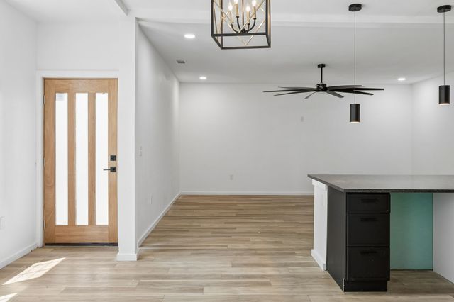 1011 S Waverly Drive, Dallas, TX 75208