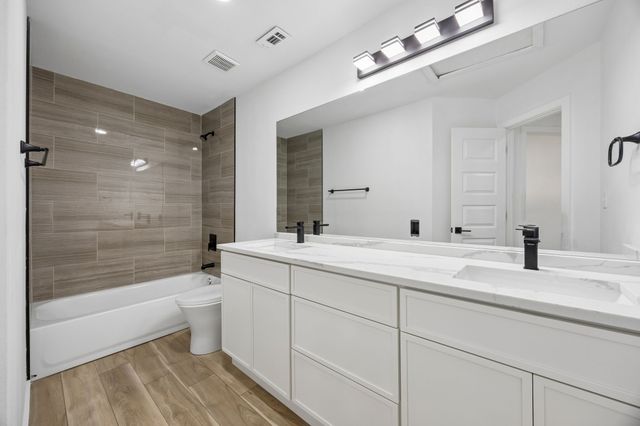 1011 S Waverly Drive, Dallas, TX 75208