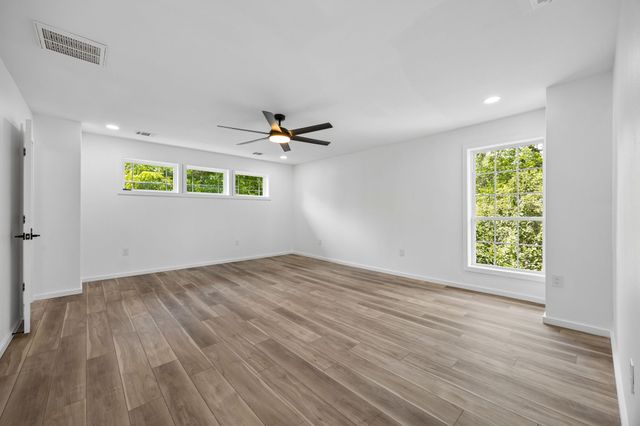 1011 S Waverly Drive, Dallas, TX 75208