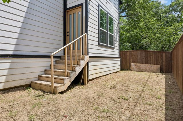 1011 S Waverly Drive, Dallas, TX 75208