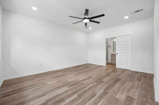 1011 S Waverly Drive, Dallas, TX 75208
