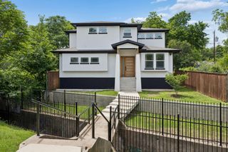 1011 S Waverly Drive, Dallas, TX 75208