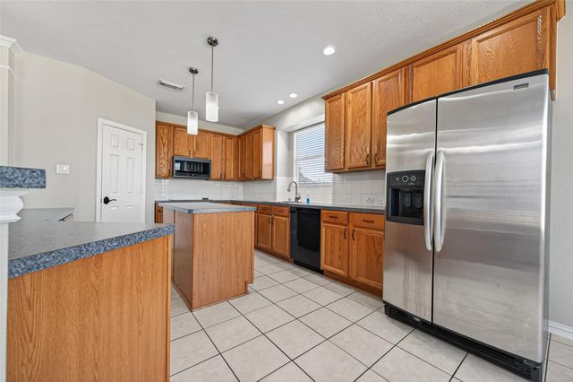 12414 Montebello Manor Lane, Tomball, TX 77377