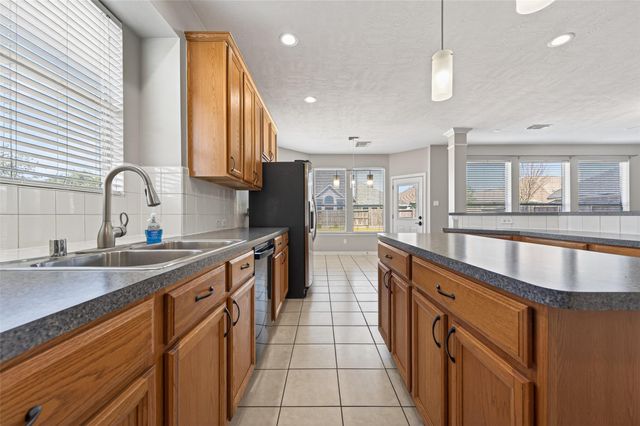 12414 Montebello Manor Lane, Tomball, TX 77377