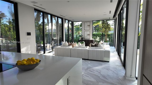 570 S Shore Drive, Miami Beach, FL 33141