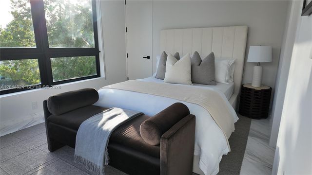 570 S Shore Drive, Miami Beach, FL 33141