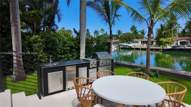 570 S Shore Drive, Miami Beach, FL 33141