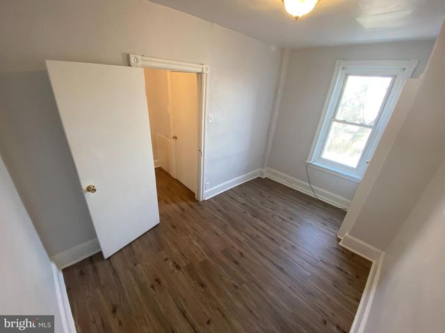 235 AVONDALE ST, Philadelphia, PA 19139