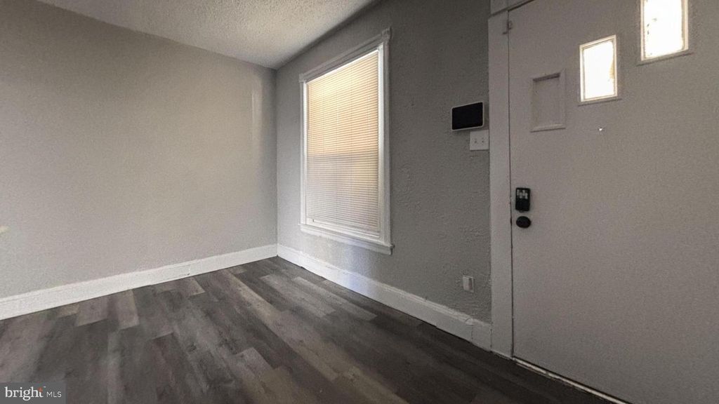 235 AVONDALE ST, Philadelphia, PA 19139