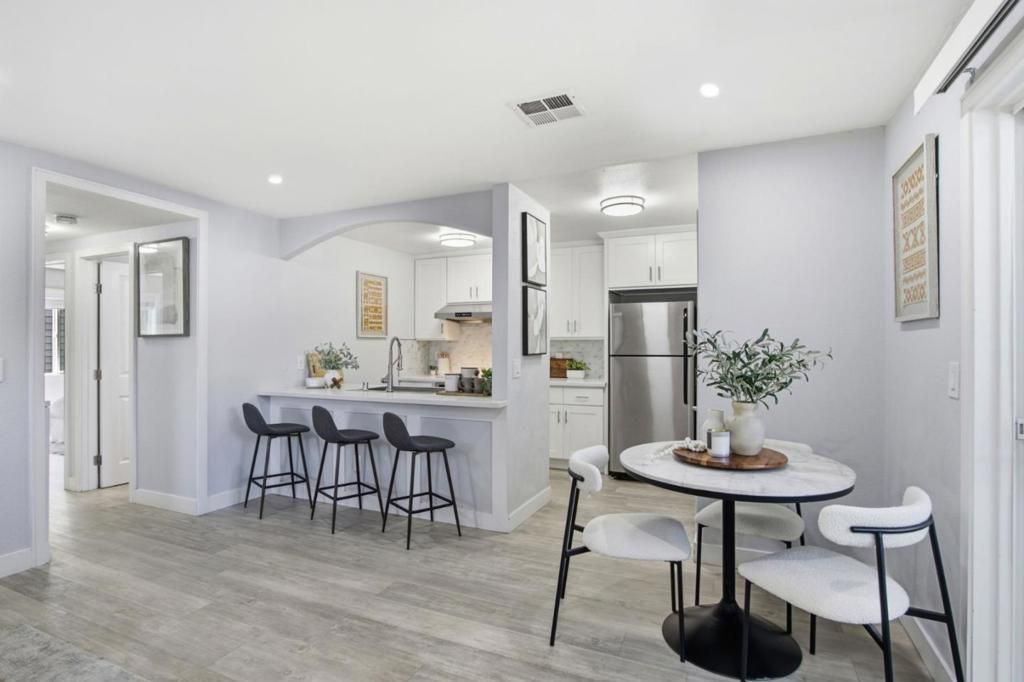 Image 4 of property listing at 2035 Castlebury Drive, San Jose, CA 95116