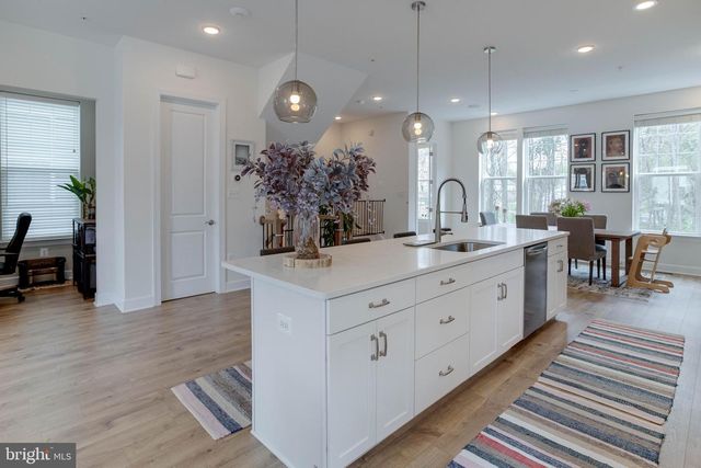 1523 BURNELL DR, Hanover, MD 21076