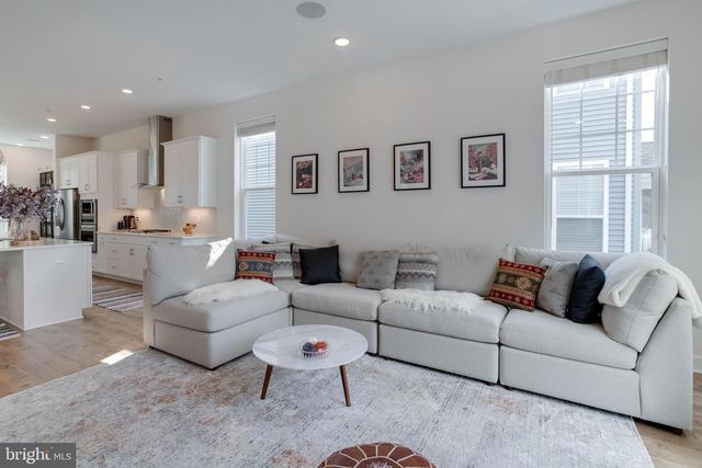 1523 BURNELL DR, Hanover, MD 21076