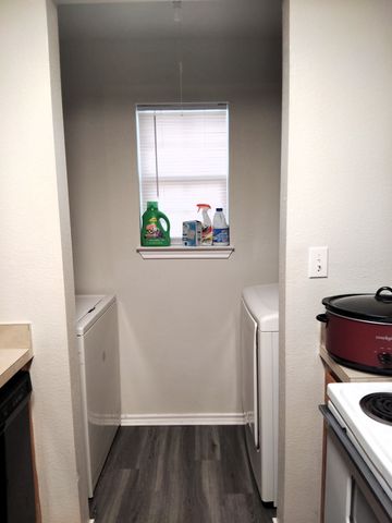 5209 Calloway Street, Sansom Park, TX 76114