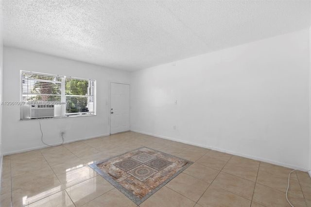 7271 Gary Avenue 2, Miami Beach, FL 33141