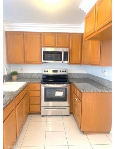 25019 Peachland Avenue 137, Newhall, CA 91321