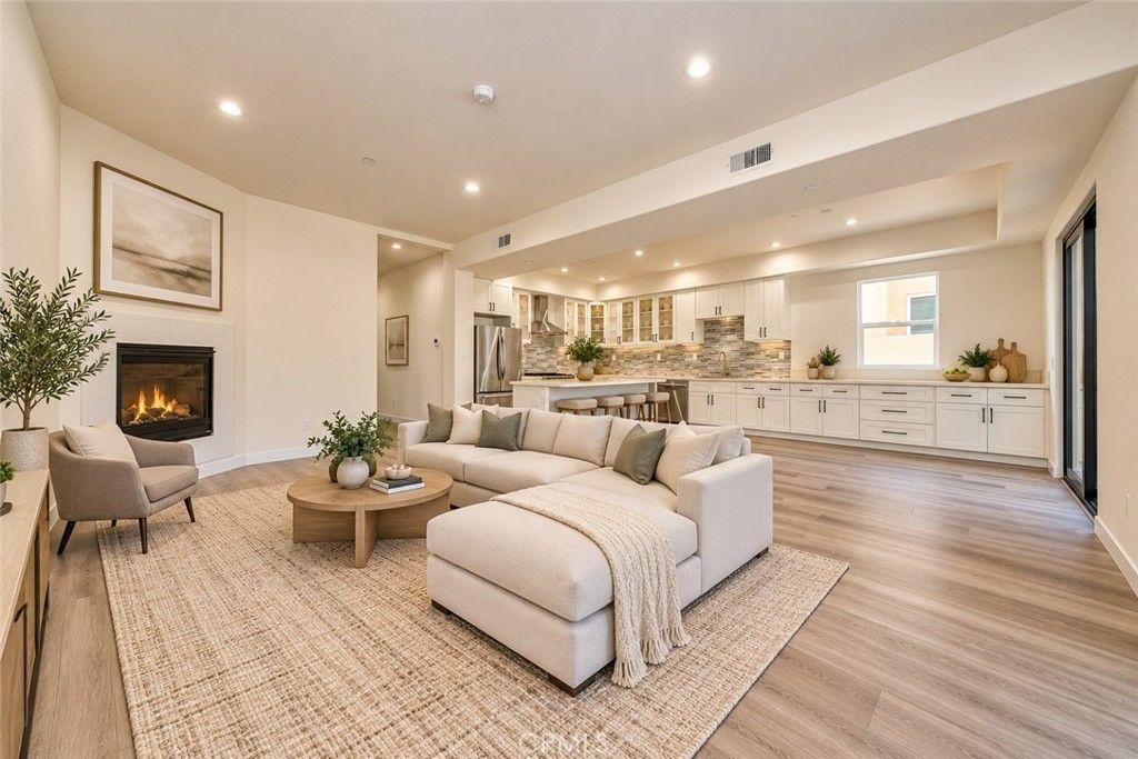 673 Castlehill, Walnut, CA 91789