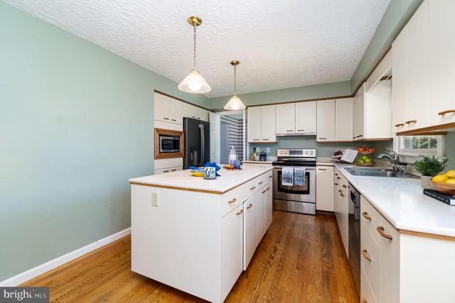 417 COCKLIN ST, Mechanicsburg, PA 17055