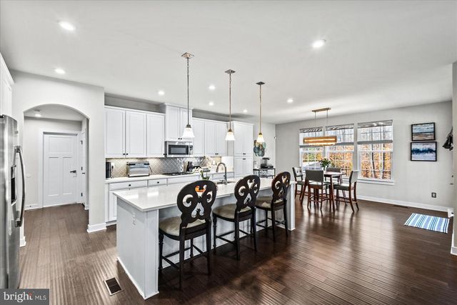 105 OAK RD, Stafford, VA 22556