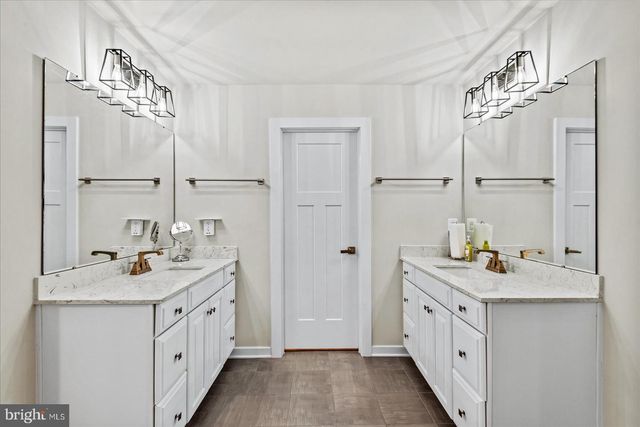 105 OAK RD, Stafford, VA 22556