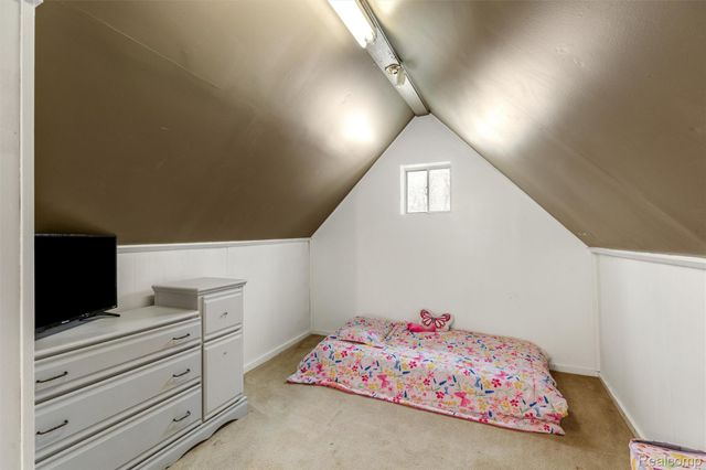 18240 Webster Avenue, Southfield, MI 48076