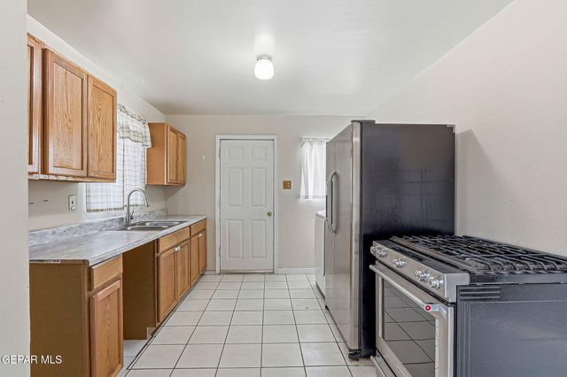 4736 CHISOS Lane, El Paso, TX 79904