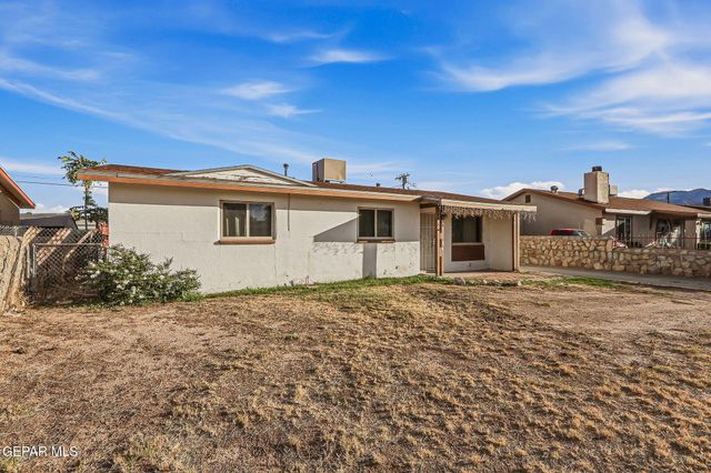4736 CHISOS Lane, El Paso, TX 79904