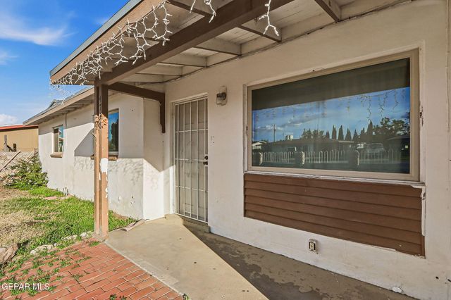 4736 CHISOS Lane, El Paso, TX 79904