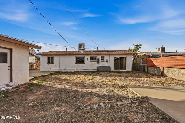 4736 CHISOS Lane, El Paso, TX 79904