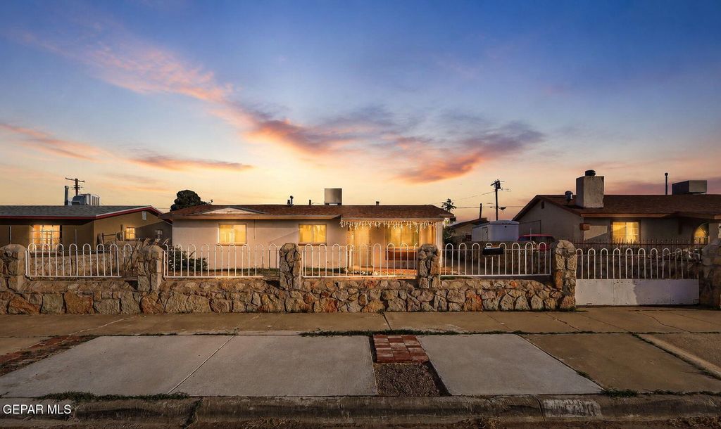 4736 CHISOS Lane, El Paso, TX 79904