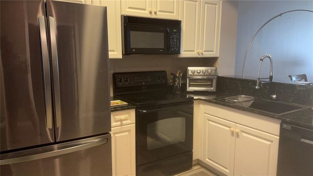 3506 54TH DRIVE W 203, Bradenton, FL 34210