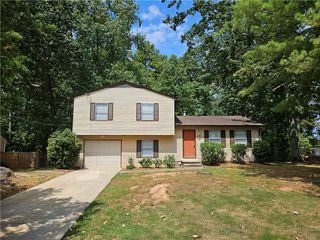 2002 Smith NW Drive, Kennesaw, GA 30144