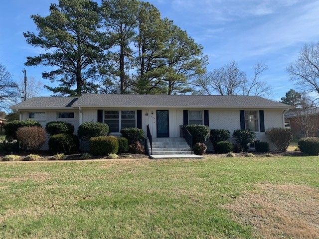1206 Park Mere Dr, Columbia, TN 38401