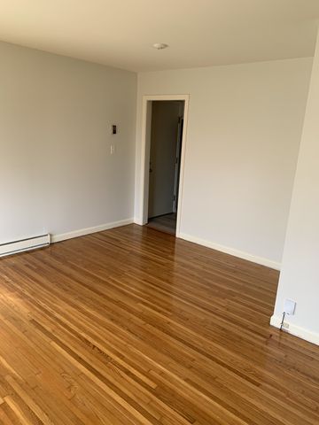 1206 Park Mere Dr, Columbia, TN 38401