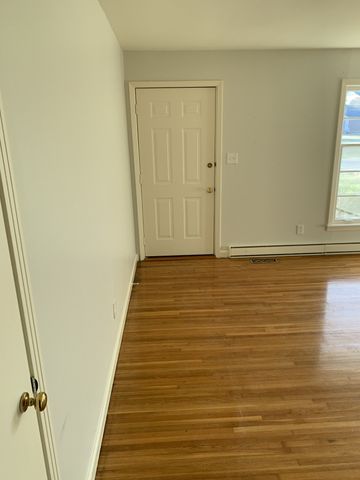 1206 Park Mere Dr, Columbia, TN 38401