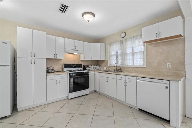 1010 INDIAN BEACH DRIVE DRIVE, Sarasota, FL 34234