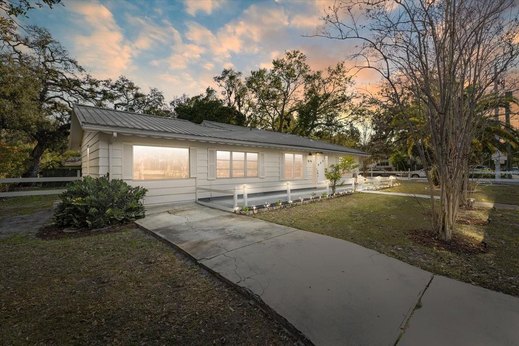 1010 INDIAN BEACH DRIVE DRIVE, Sarasota, FL 34234