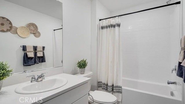 14224 Rollins Street, Hesperia, CA 92345